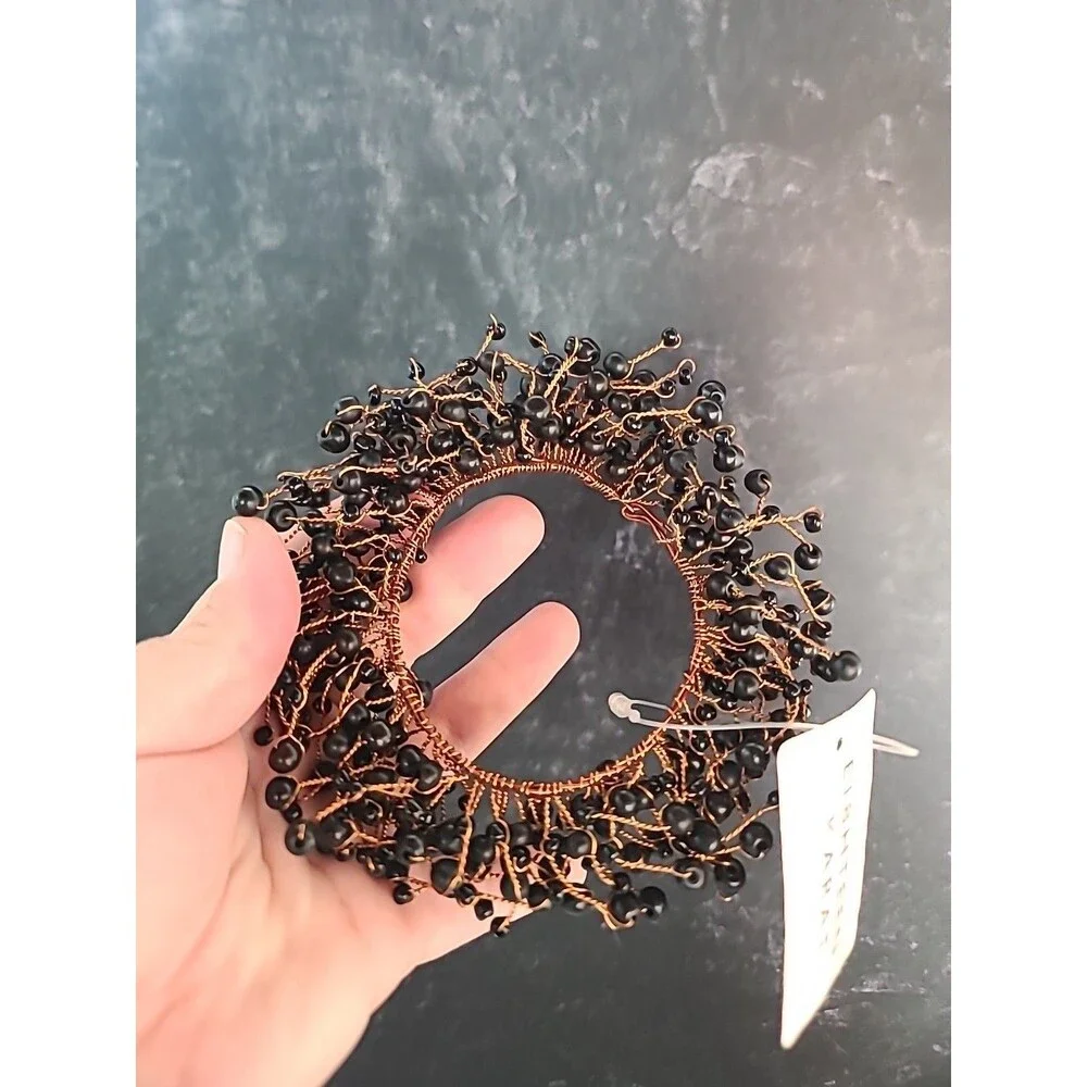 E18HTEEN KARAT Beaded Candle Ring Wreath Set